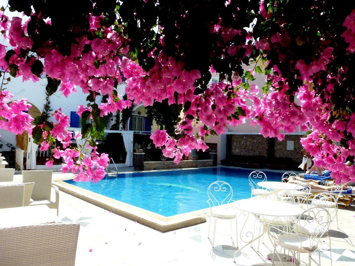 Bougainvillea Suites Камари Экстерьер фото